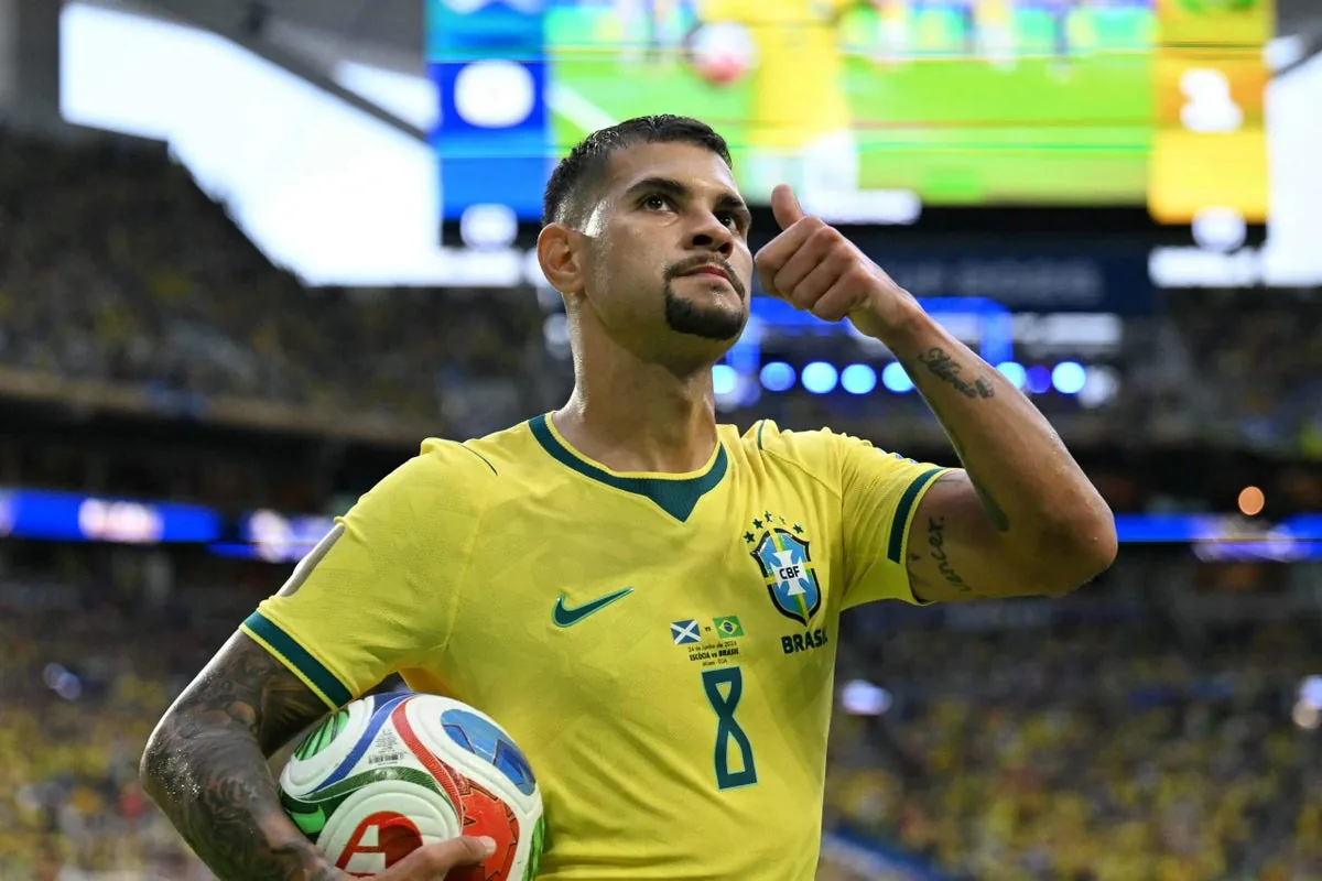 Bruno Guimaraes ‘wants to join Arsenal’ as Newcastle prepare for ‘transformative’ summer window