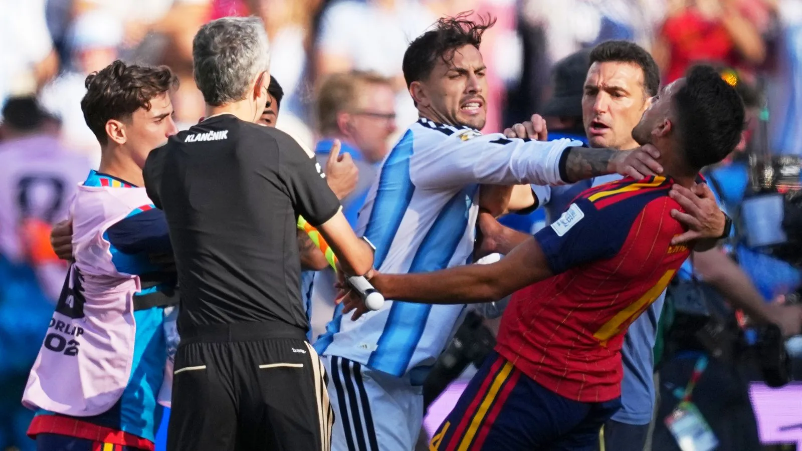 Spain celebrates World Cup triumph as Argentina’s media defends team