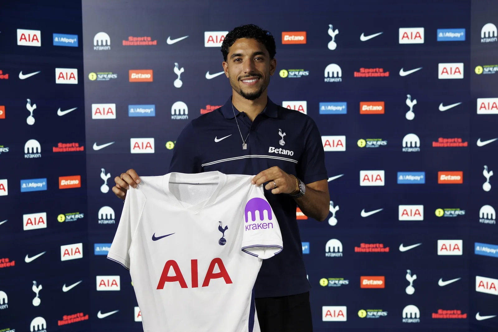 Tottenham sign Omar Marmoush on loan from Manchester City with obligation to buy