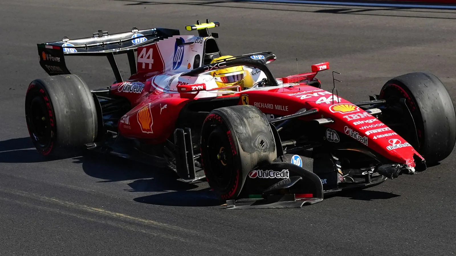 Antonelli leads disrupted practice